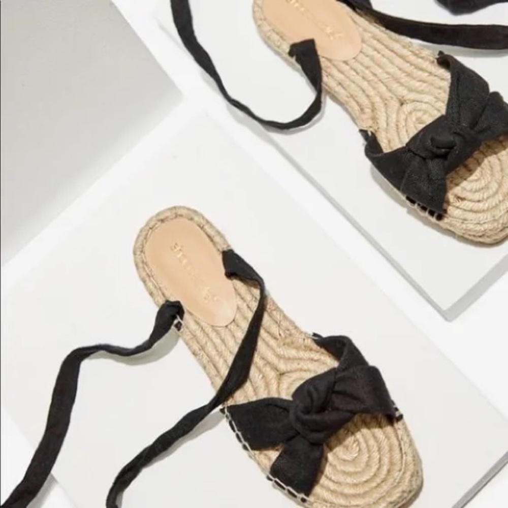 Black sandals